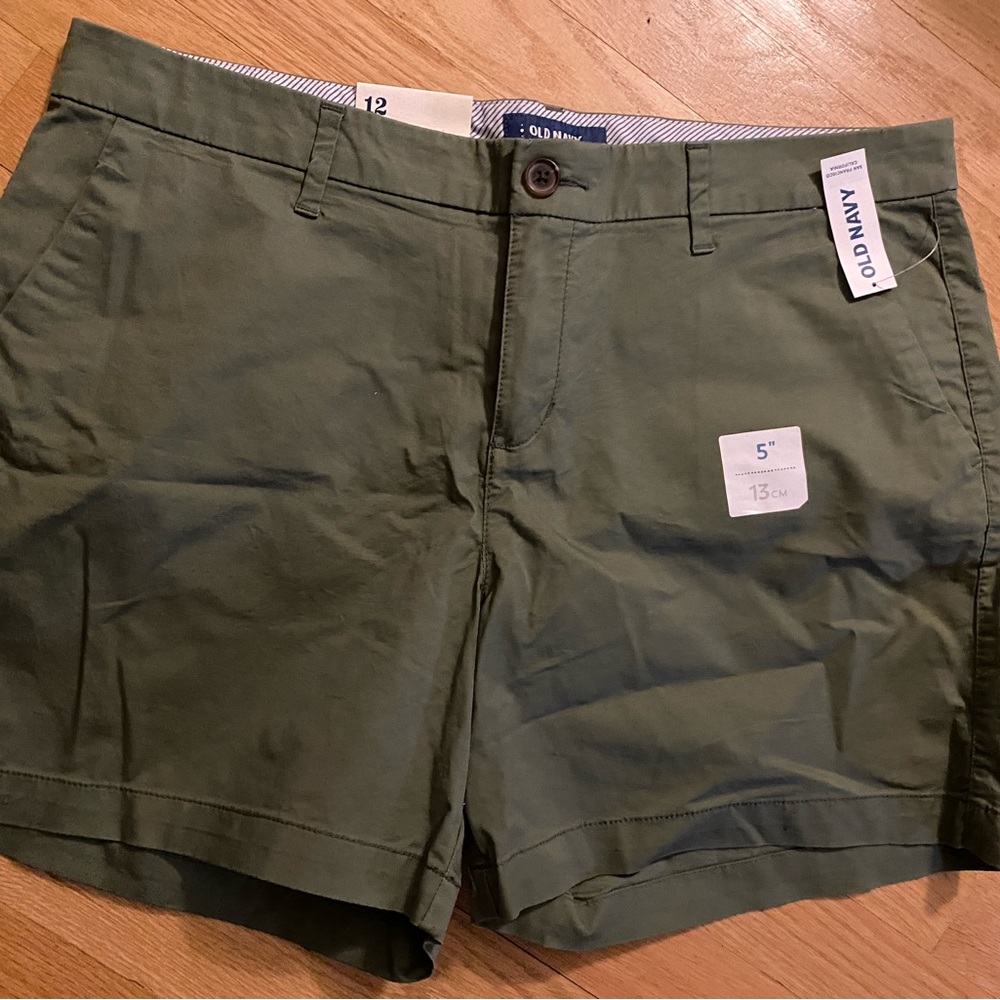 Green old navy shorts